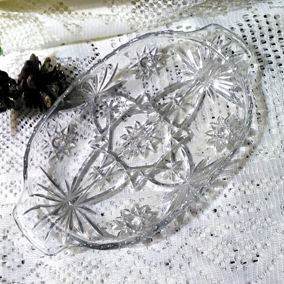 BEAUTIFUL! PRESCUT STAR OF DAVID DIVIDED TRAY WITH HANDLES, ANCHOR HOCKING! - Picture 8 of 14